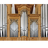   Orgel, Kirchenmusik, Orgelpfeife