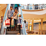   Einkauf & Shopping, Familie, Einkaufsbummel, Rolltreppe