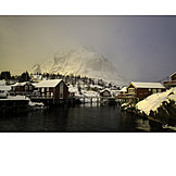   Norwegen, Wohnhäuser, Lofoten, Wintersonne