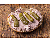   Sandwich, Liverwurst Roll