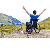   Freiheit, Berge, Rollstuhlfahrer