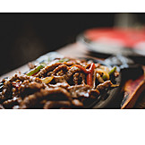   Scharf, Rindfleisch, Chinesische Küche, Geschmort