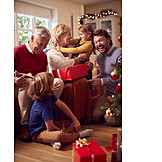   Glücklich, Weihnachten, Familie, Bescherung, Weihnachtsbaum, Großeltern