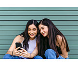   Mobile Communication, Online, Sisters