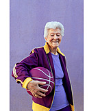   Sportlich, Basketball, Agil, Aktive Seniorin