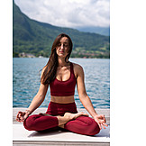   Junge Frau, Yoga, Meditieren, Outdoor Yoga
