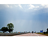   Autobahn, Wetter, Regenwolken