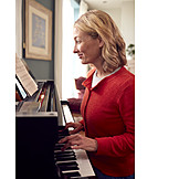   Woman, Smiling, Home, Piano, Piano Playing