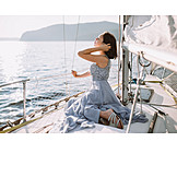   Junge Frau, Urlaub, Genießen, Kleid, Segelboot